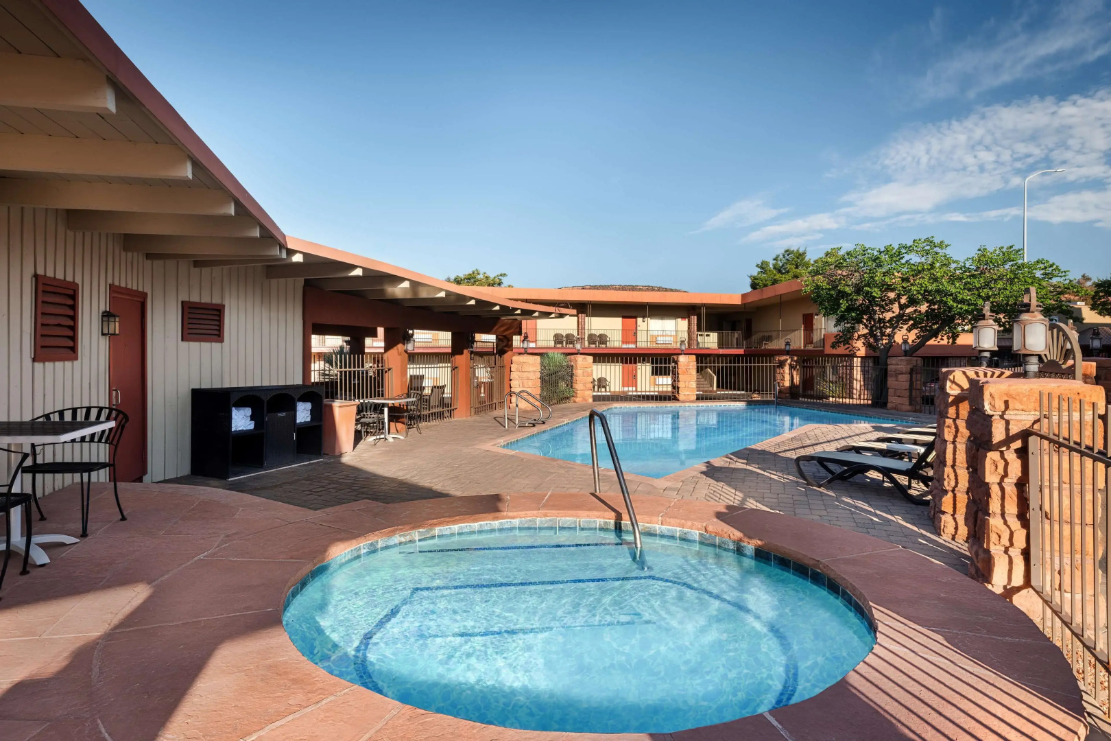 Best Western Red Hills