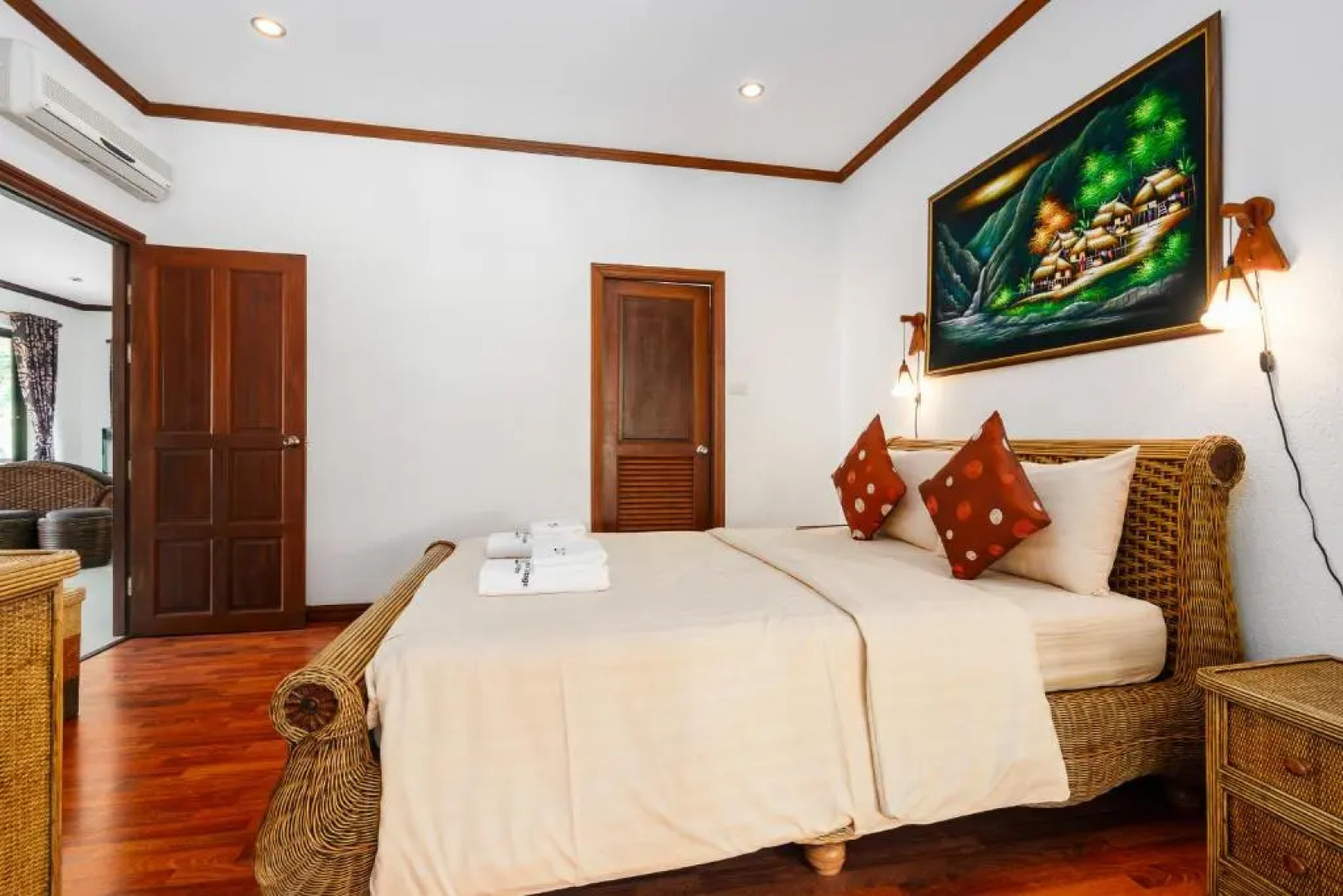 Royal Cottage Residence