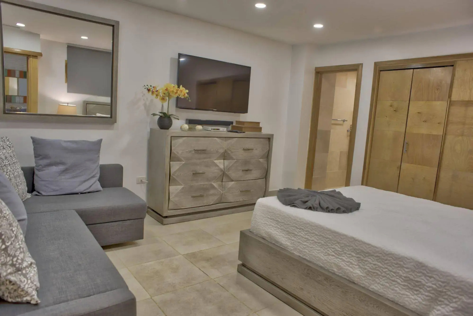 Xeliter Marbella, Juan Dolio