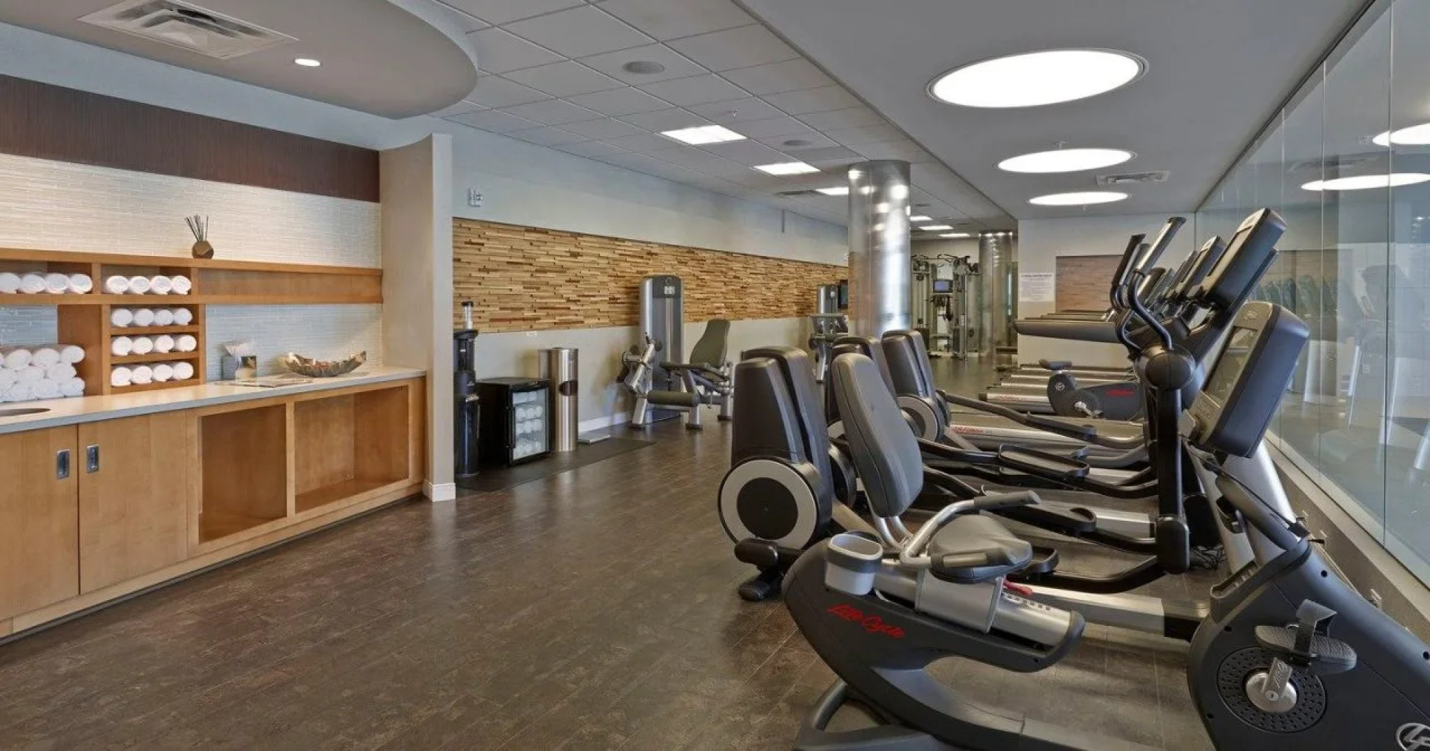 Renaissance Edmonton Airport Hotel