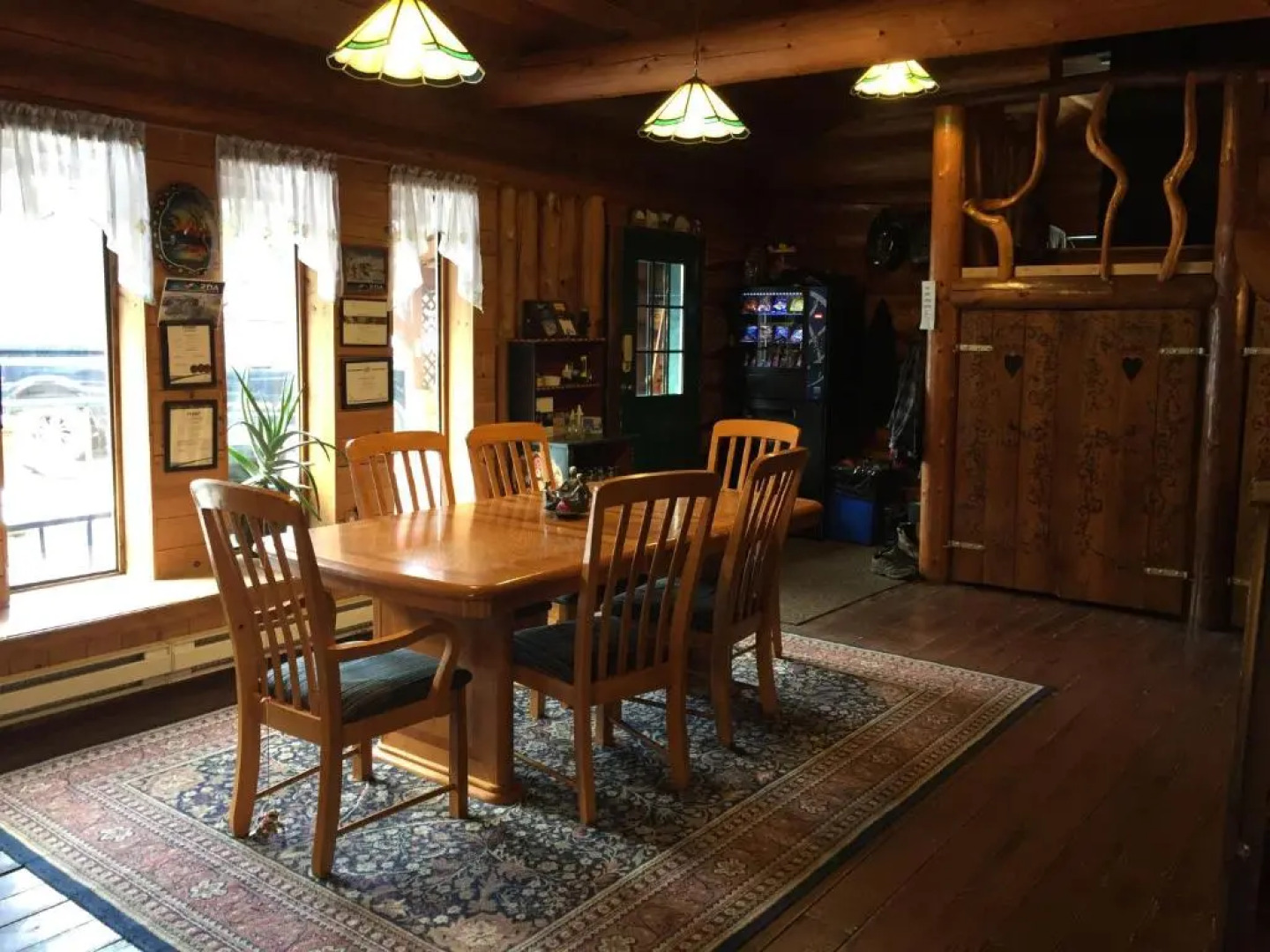 Summit River Lodge & Campsites