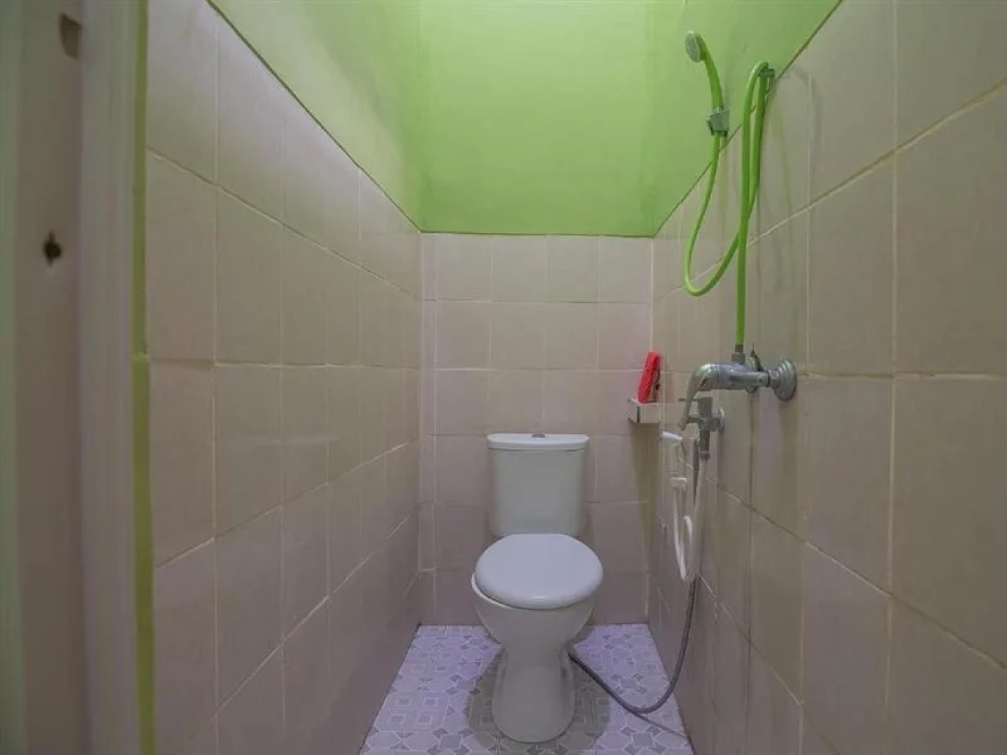 RedDoorz near Kampus UMP Purwokerto