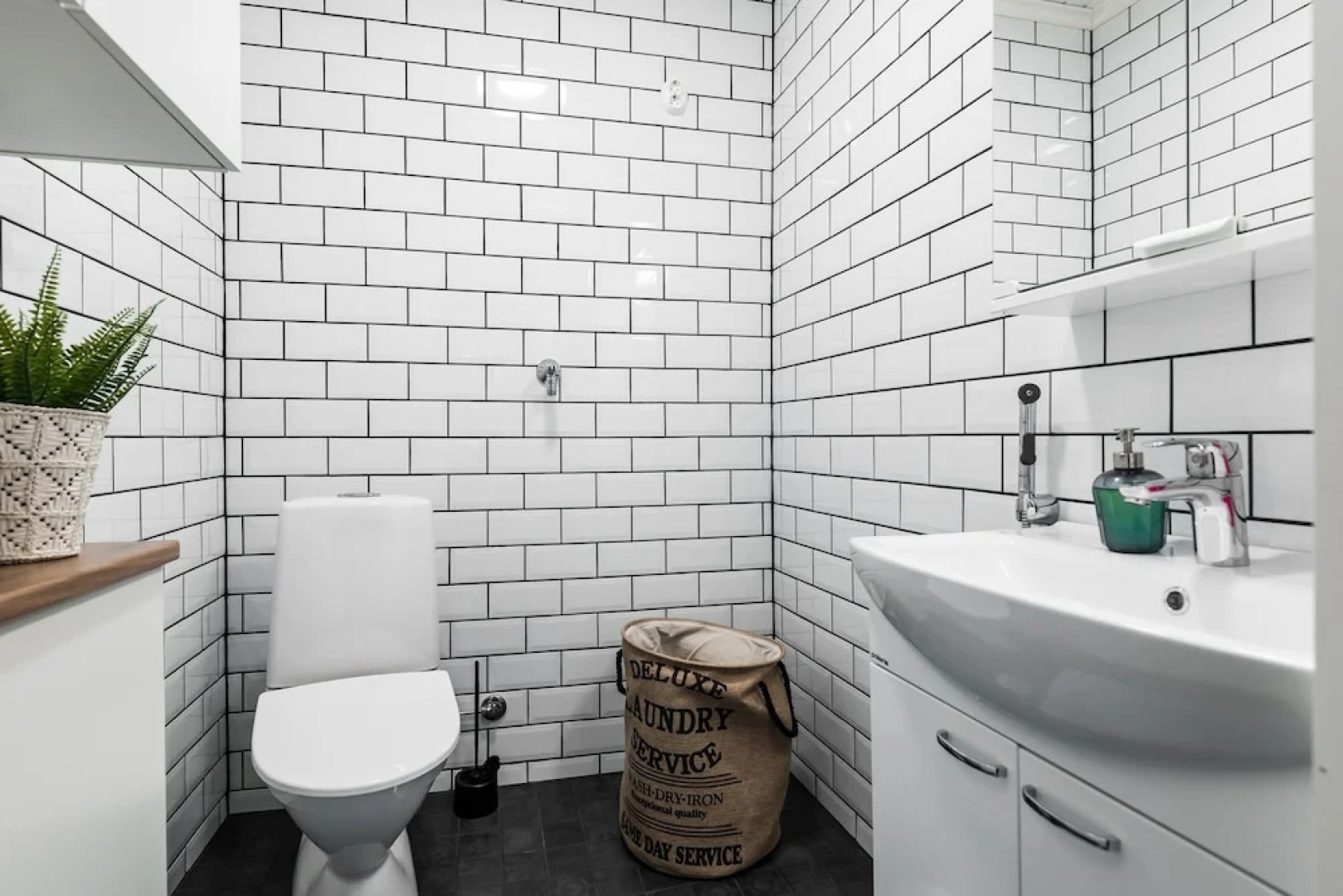 Pikisaari Guesthouse