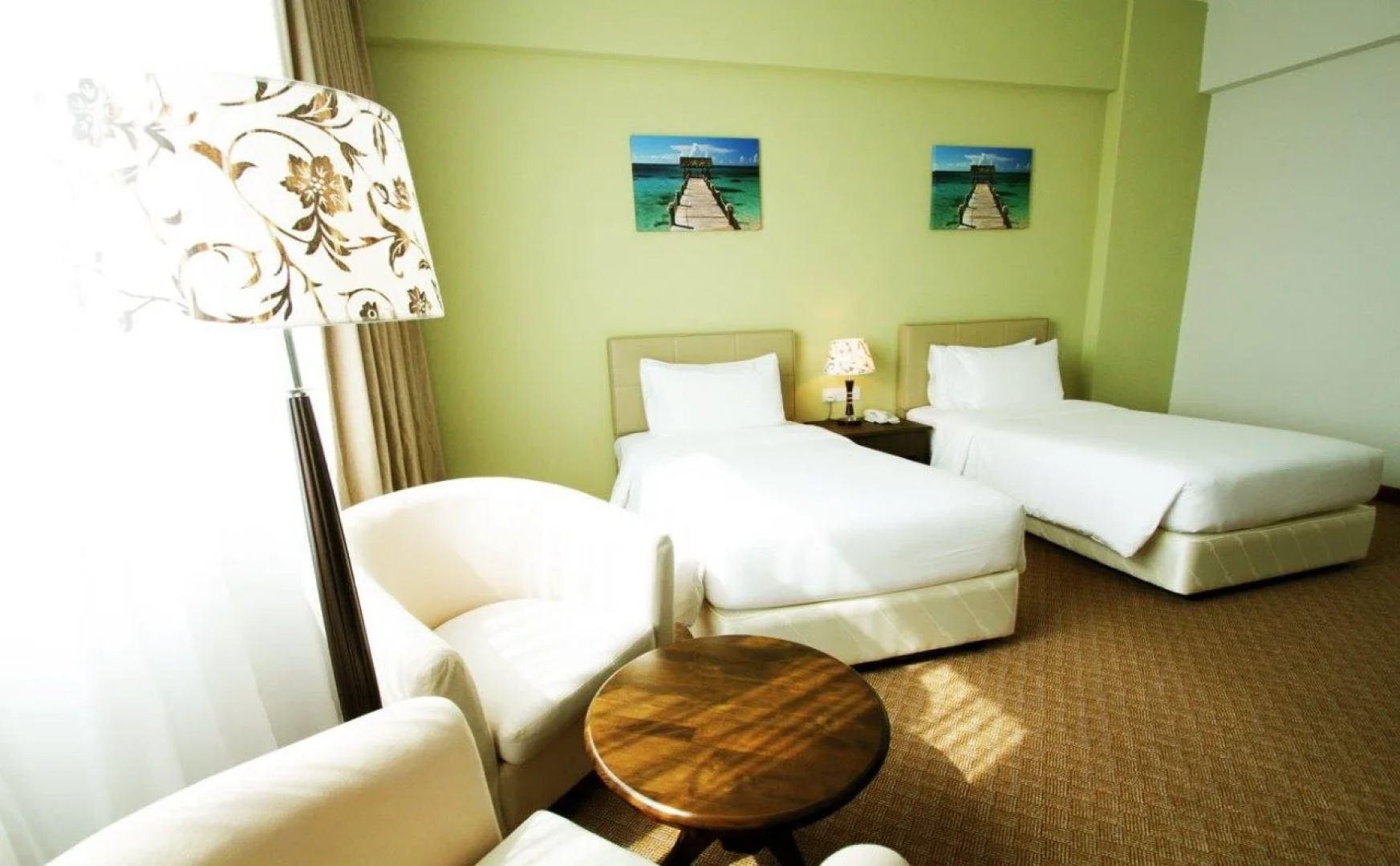 The Regency Waterfront Hotel