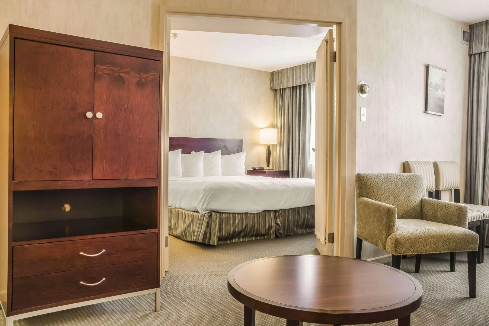 Comfort Suites London