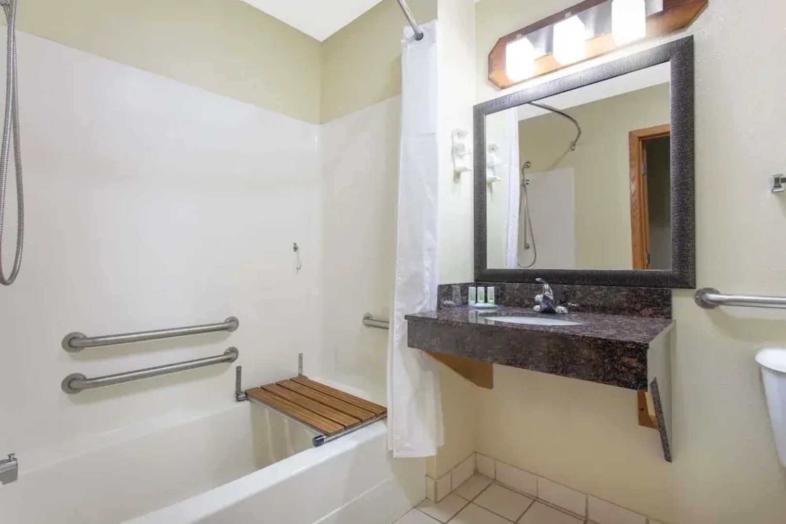 Americinn By Wyndham Black River Falls