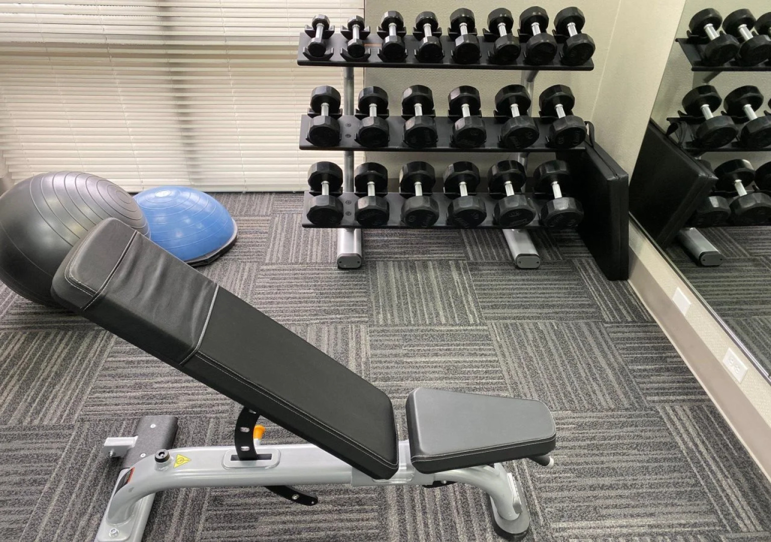 Atwell Suites Austin Airport by IHG