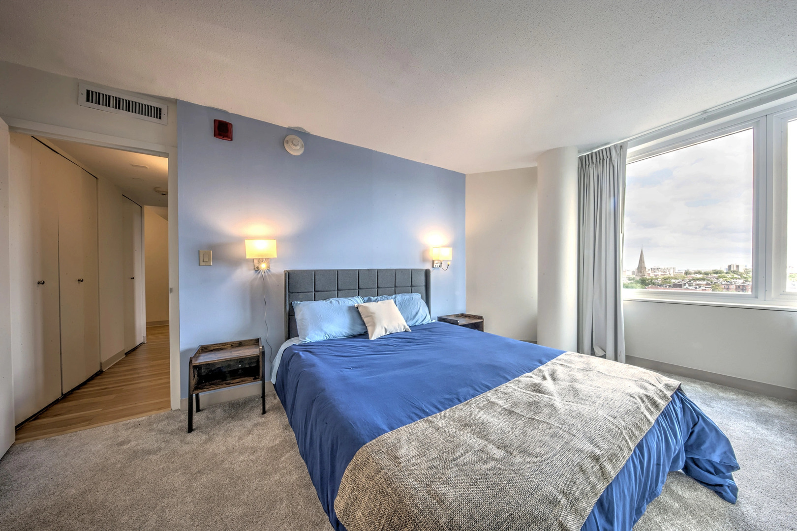 Upscale Apt with everything you need!