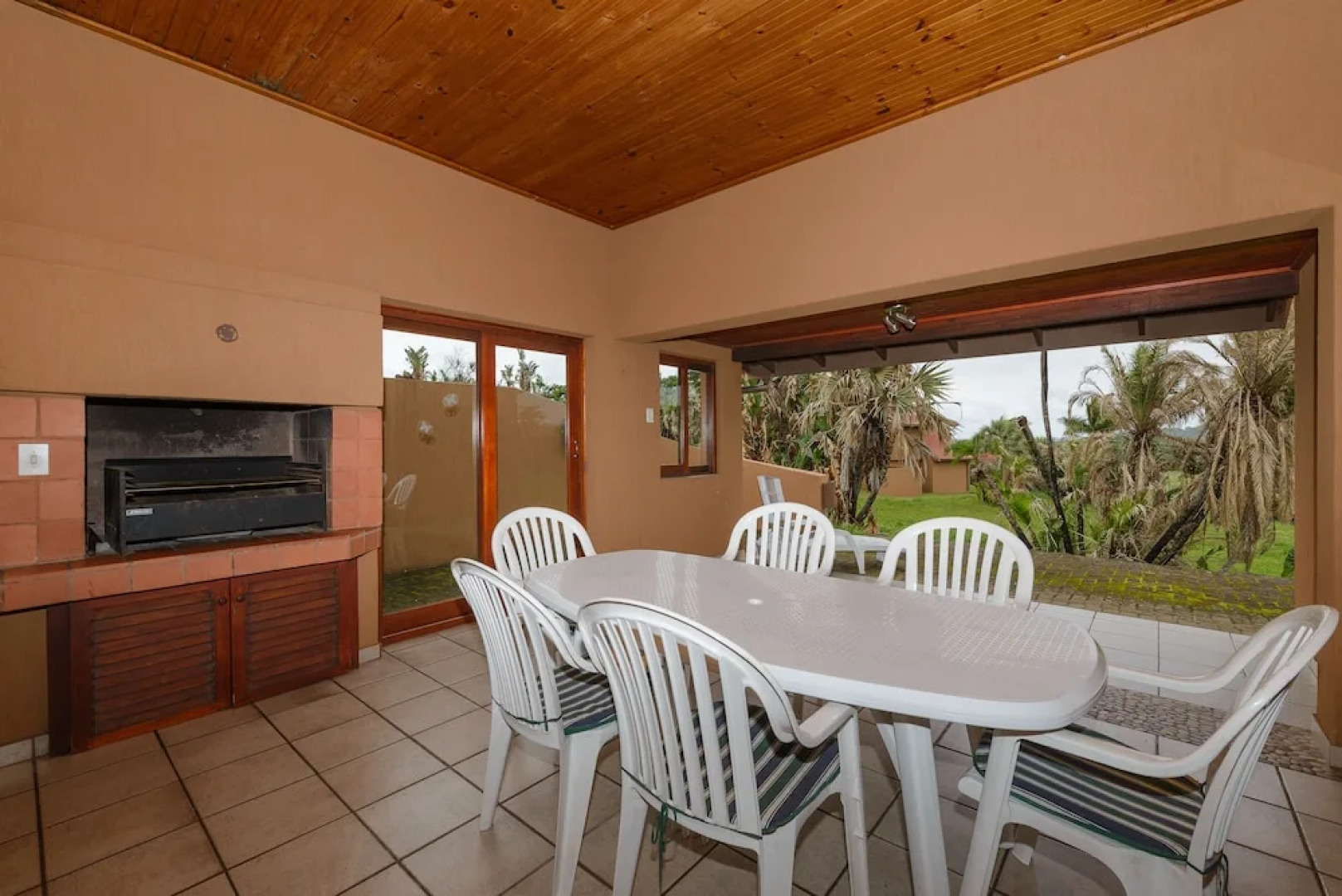 San Lameer Villa Rentals 12407