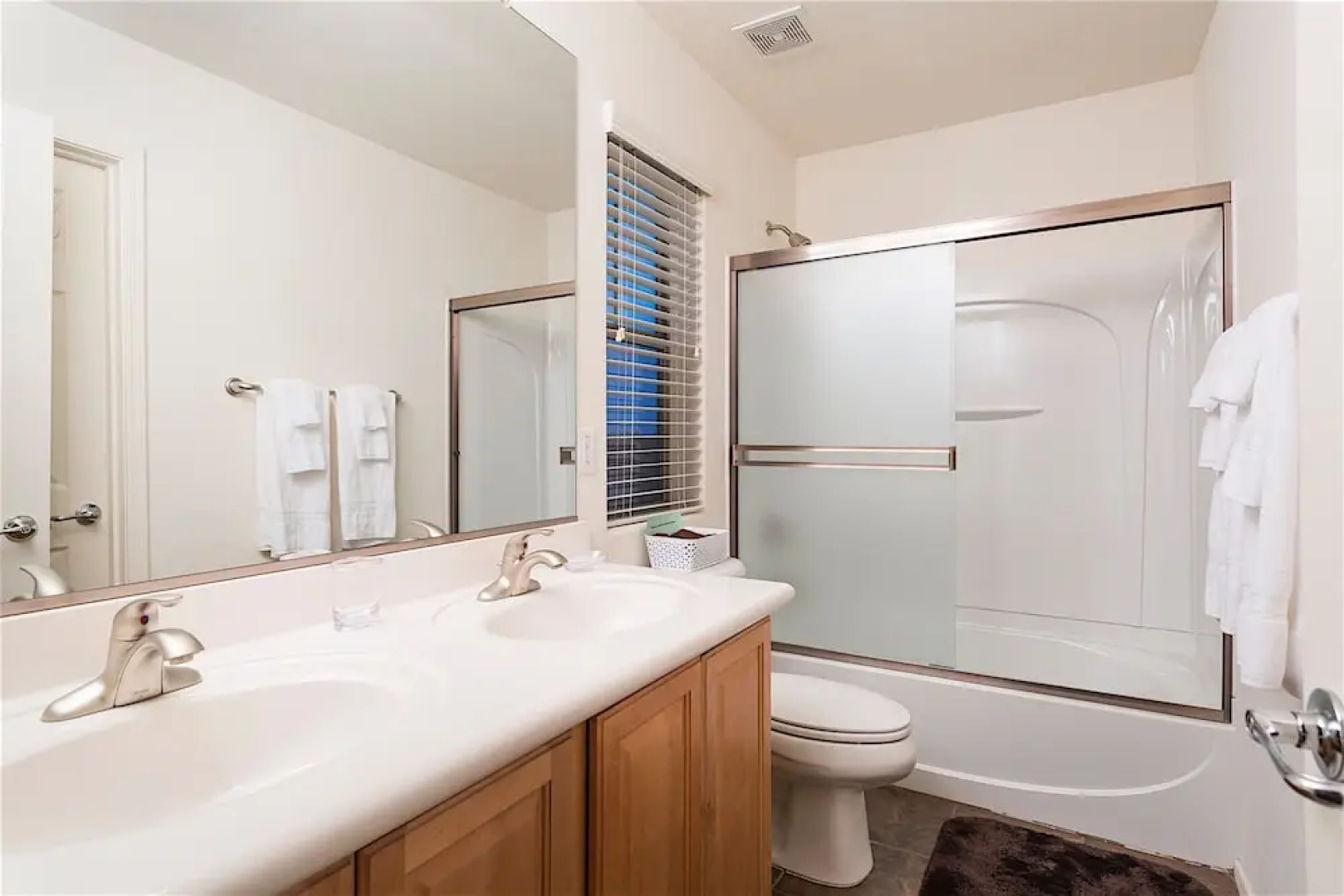 Madelines Cottage 4 BR by Casago