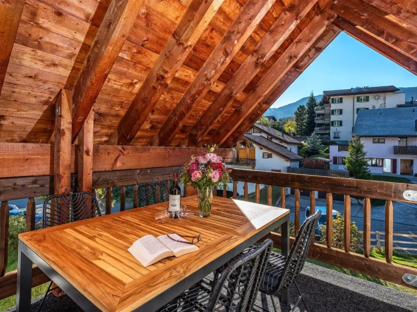 Schweizerhof Ferienwohnungen Lenzerheide 6