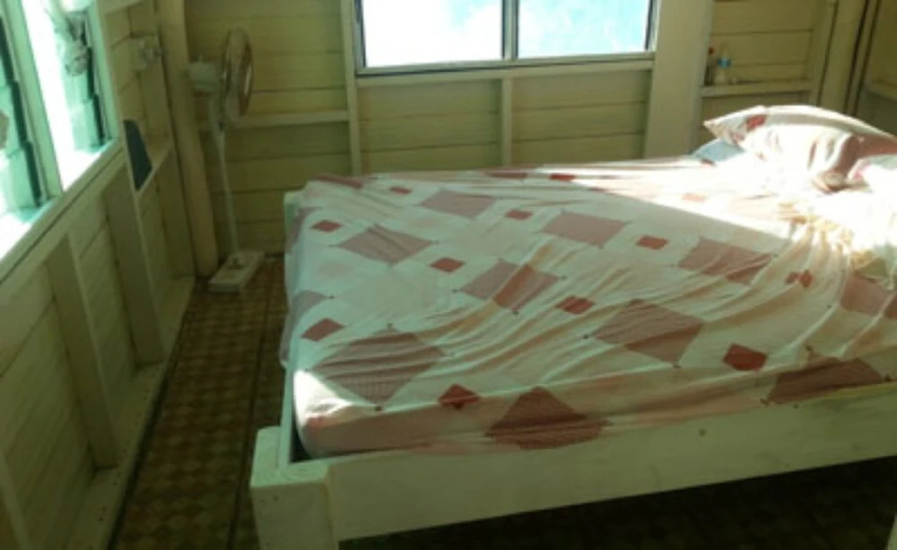 Sweet Escape on Manono Island