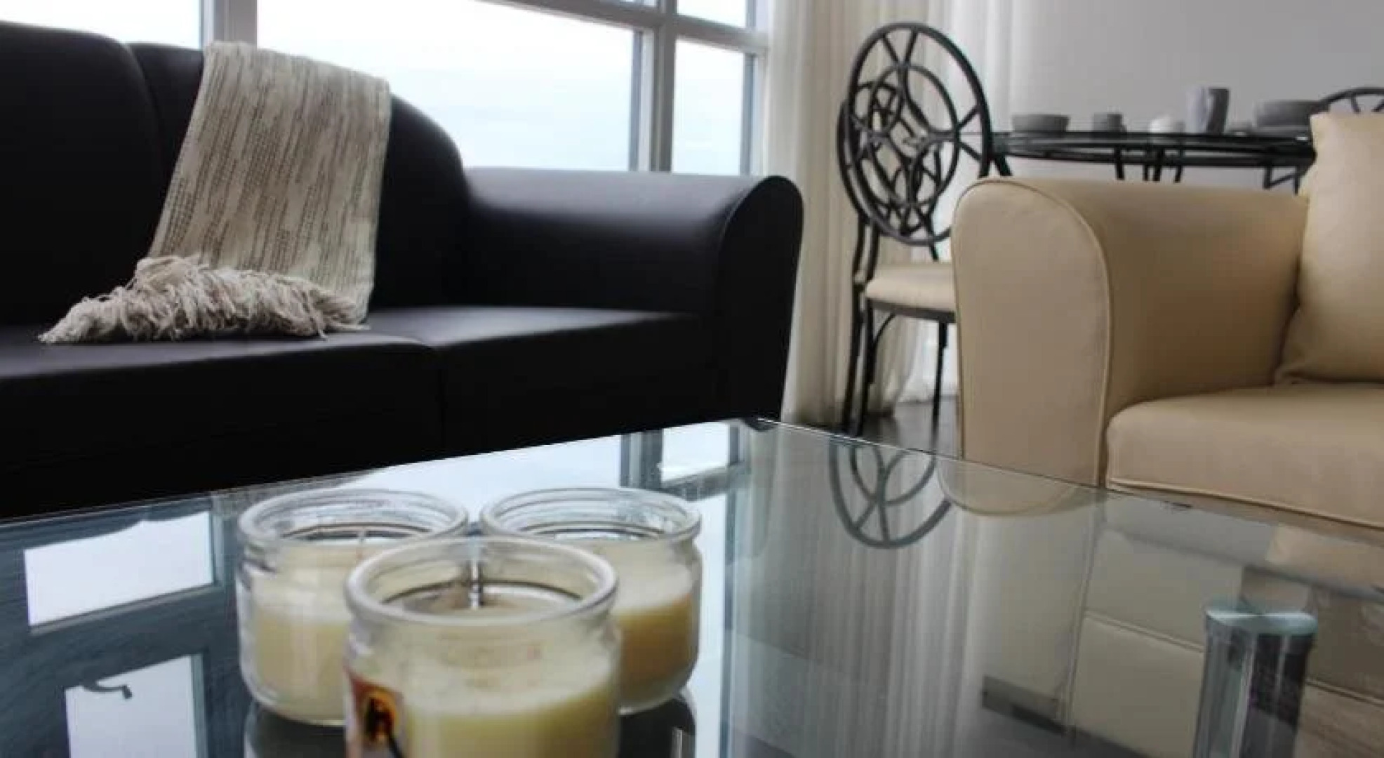 Deluxe Corner Suite - By Elite Suites