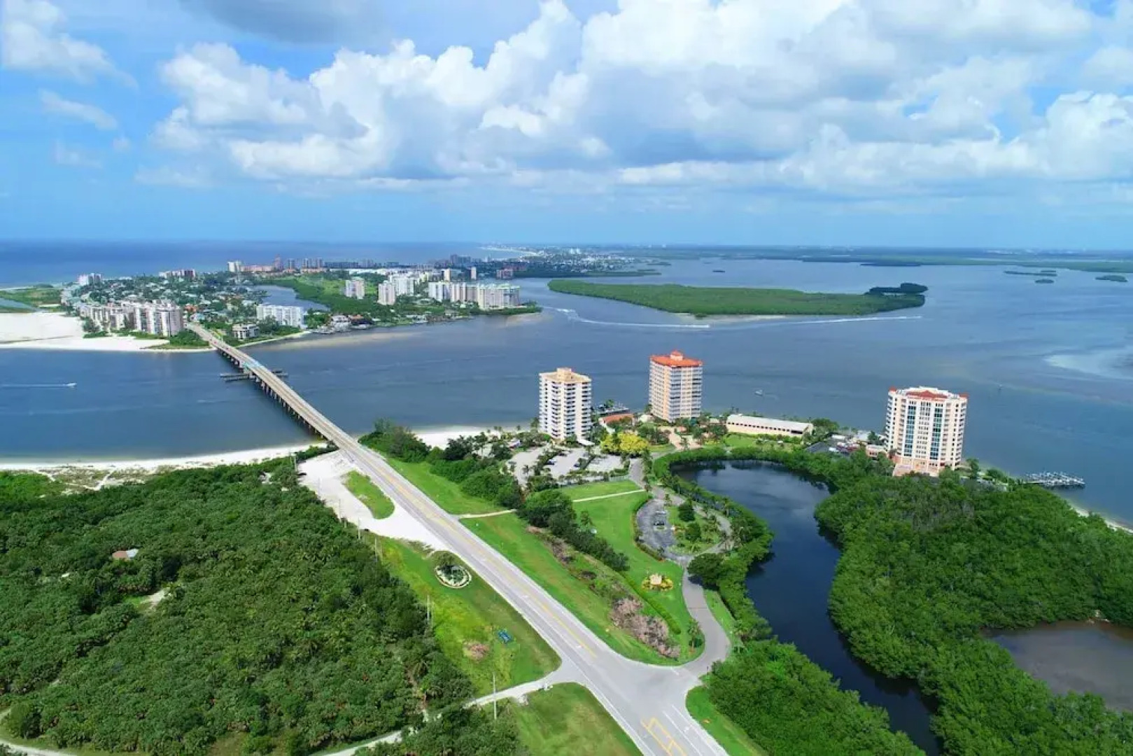 Lovers Key Resort 905