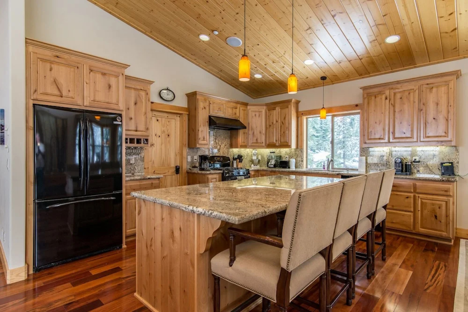 West Shore 7181 Home - 3 Br home by RedAwning