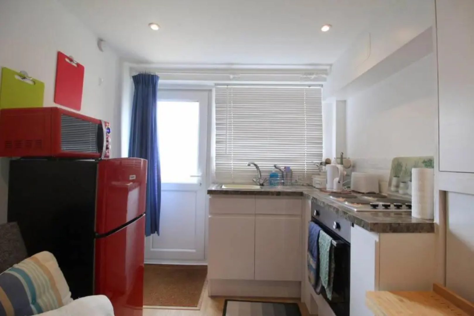 Pebbles Apartment