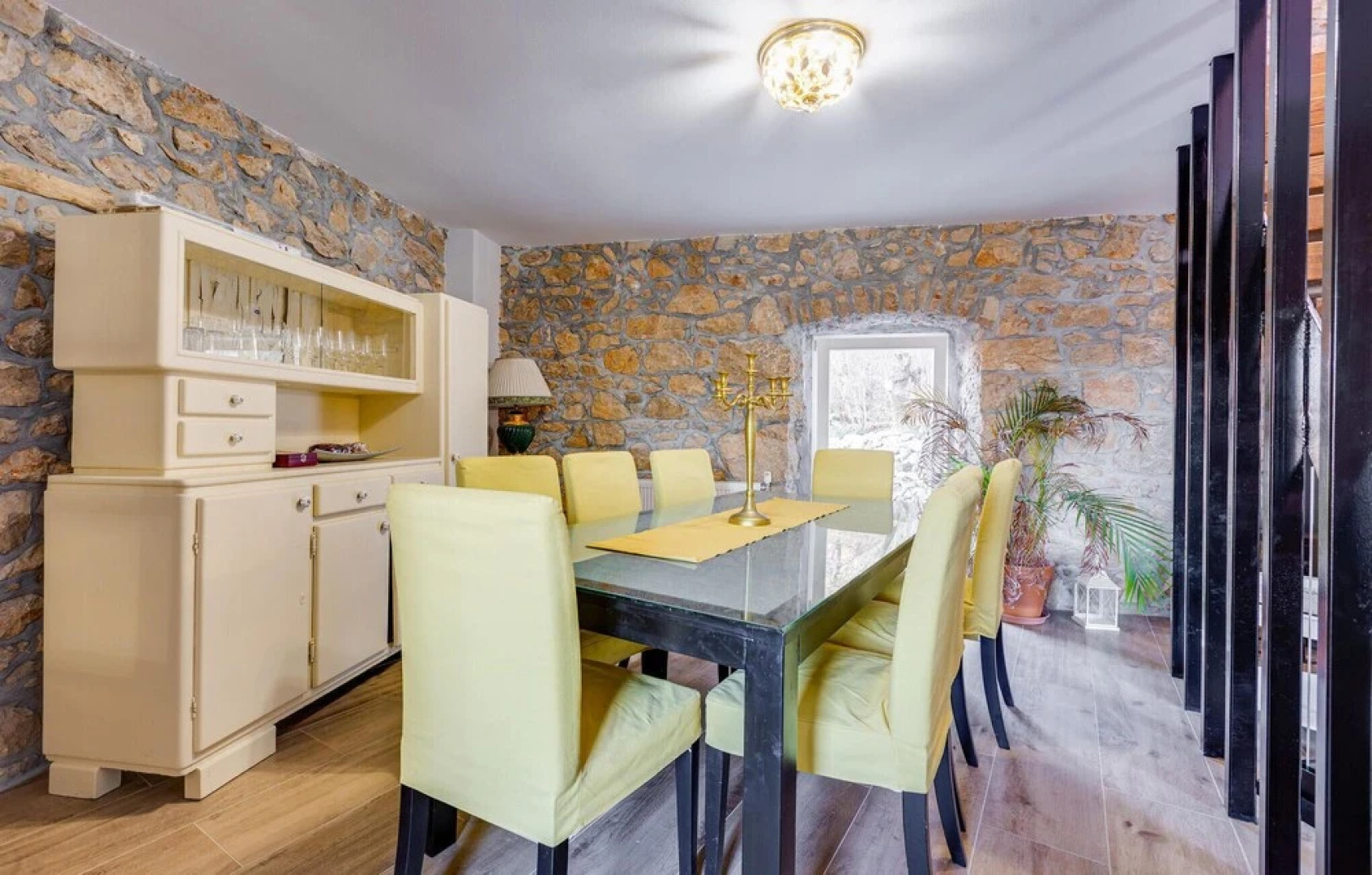 Nice Home in Gostinjac With 3 Bedrooms, Wifi and Heated Swimming Pool