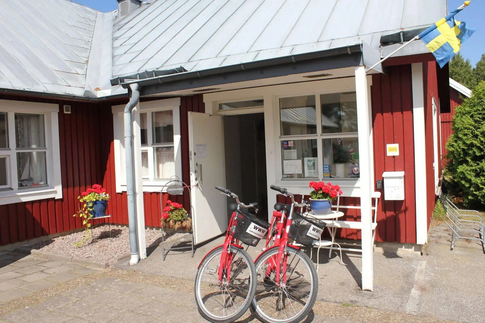 Sjötorps Vandrarhem & Rum - Hostel