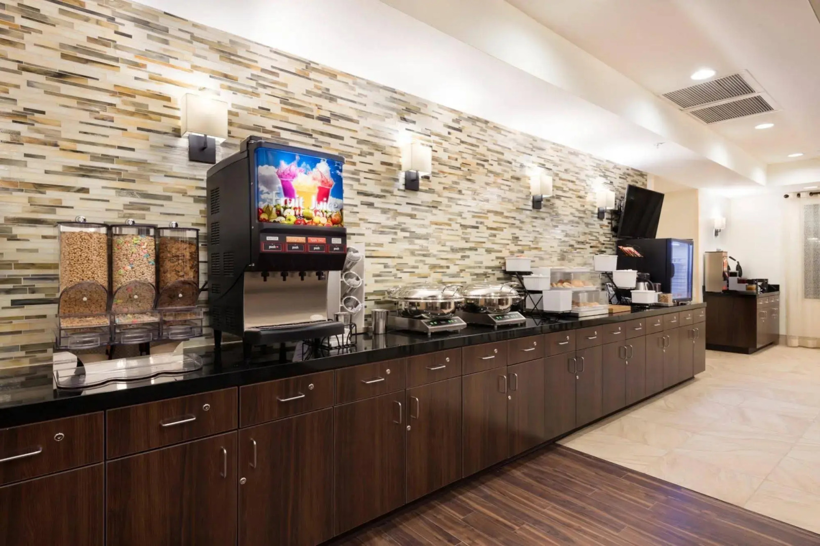 Best Western Plus Hudson Hotel & Suites