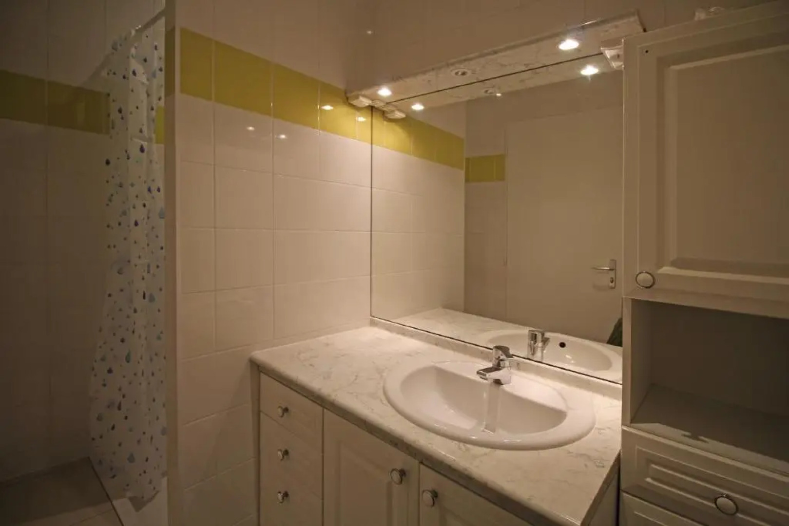 Appartement renove 3 chambres les pieds dans l eau