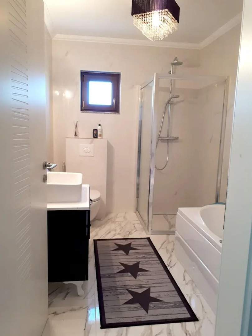 Apartment With 2 Bedrooms in Mogoșoaia, With Private Pool, Furnished Terrace and Wifi