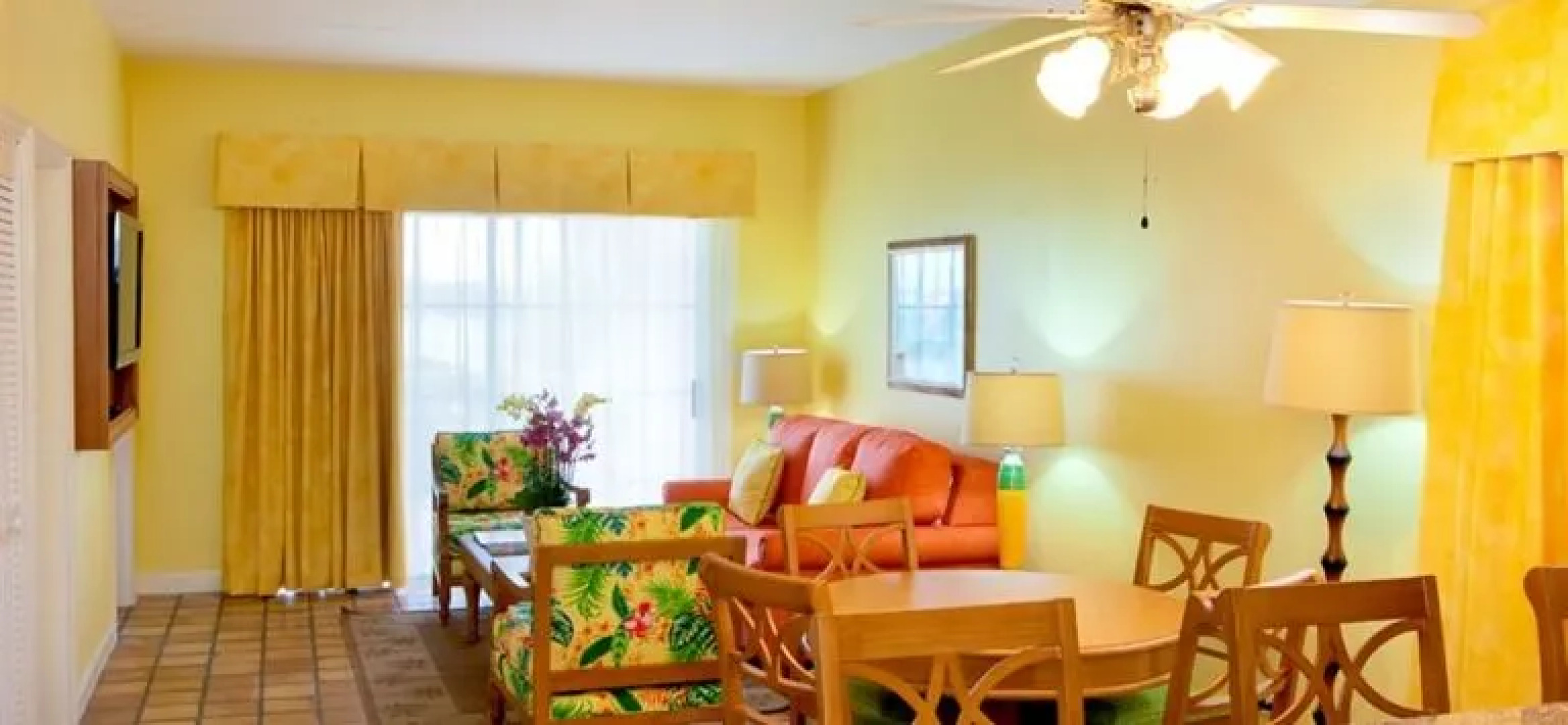 Paradise Harbour Club & Marina