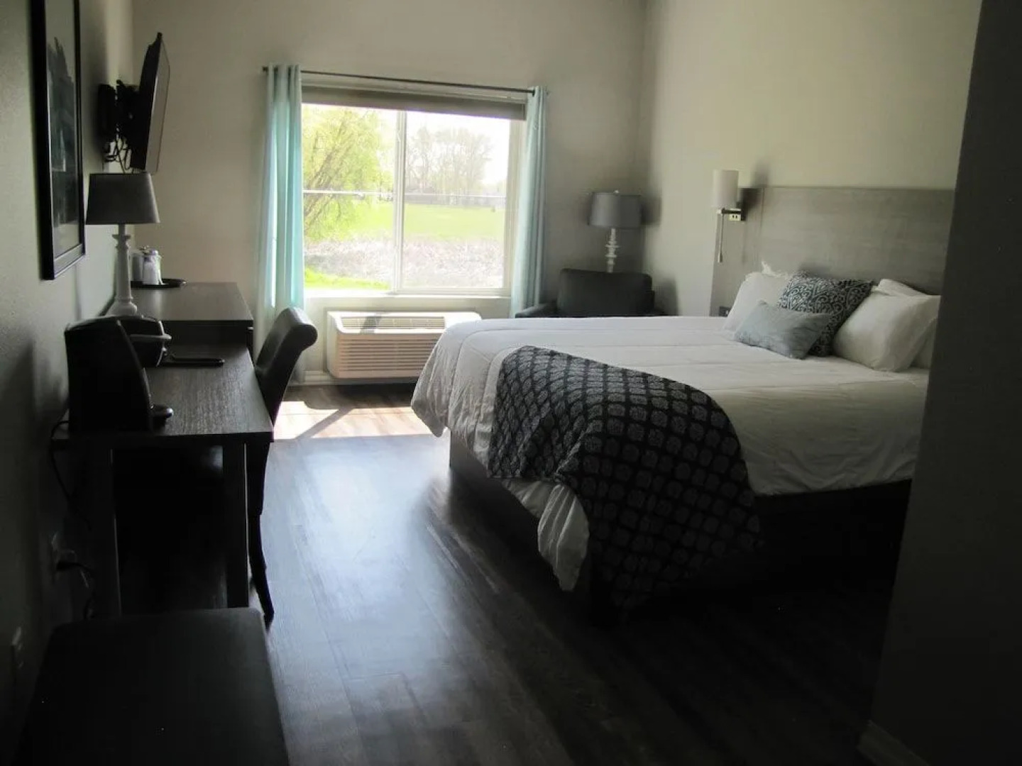 Lakes Inn at Dunvilla