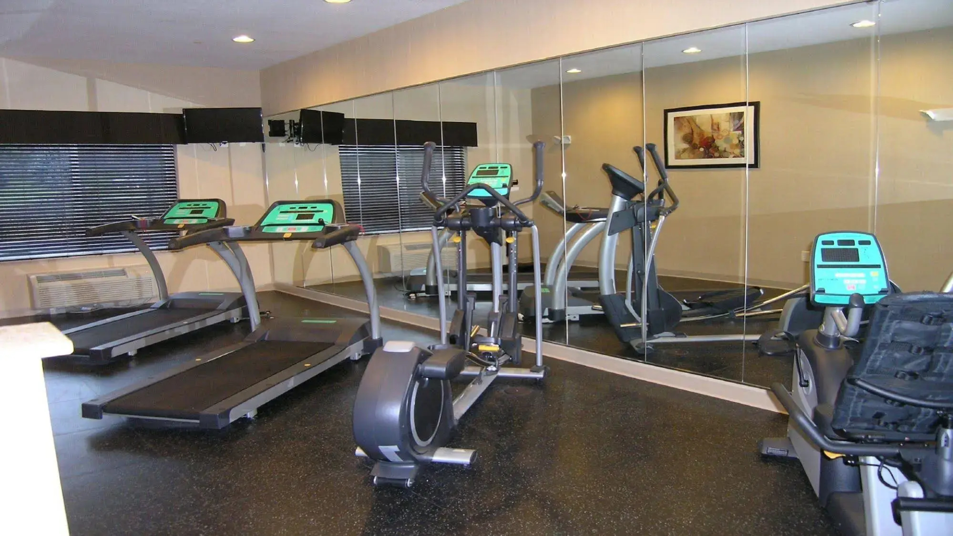 Holiday Inn Express & Suites Belle Vernon by IHG
