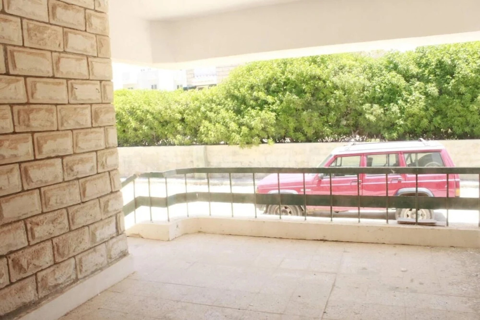 Spacious 5-bed House in Alamein With Large Garden