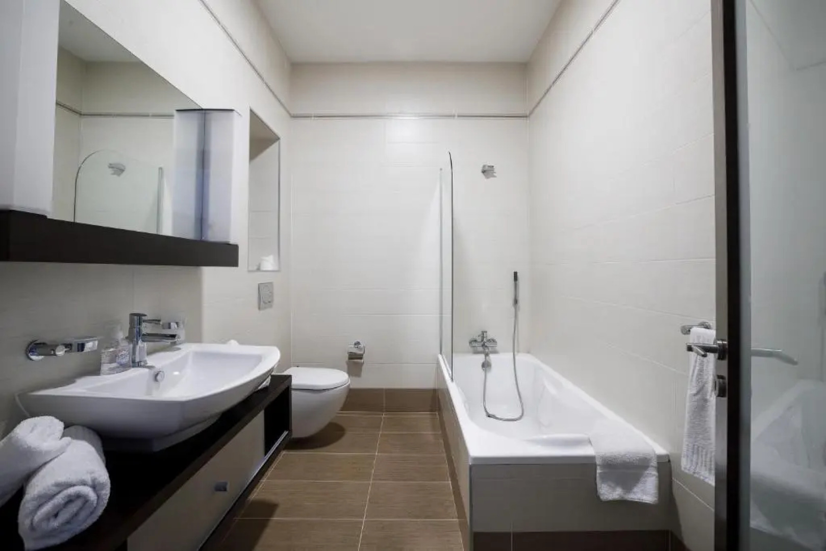 Sliema Seafront with Pool