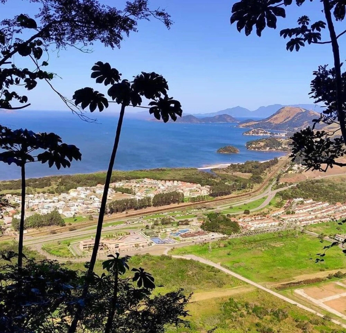 Reserva do Sahy, Condado