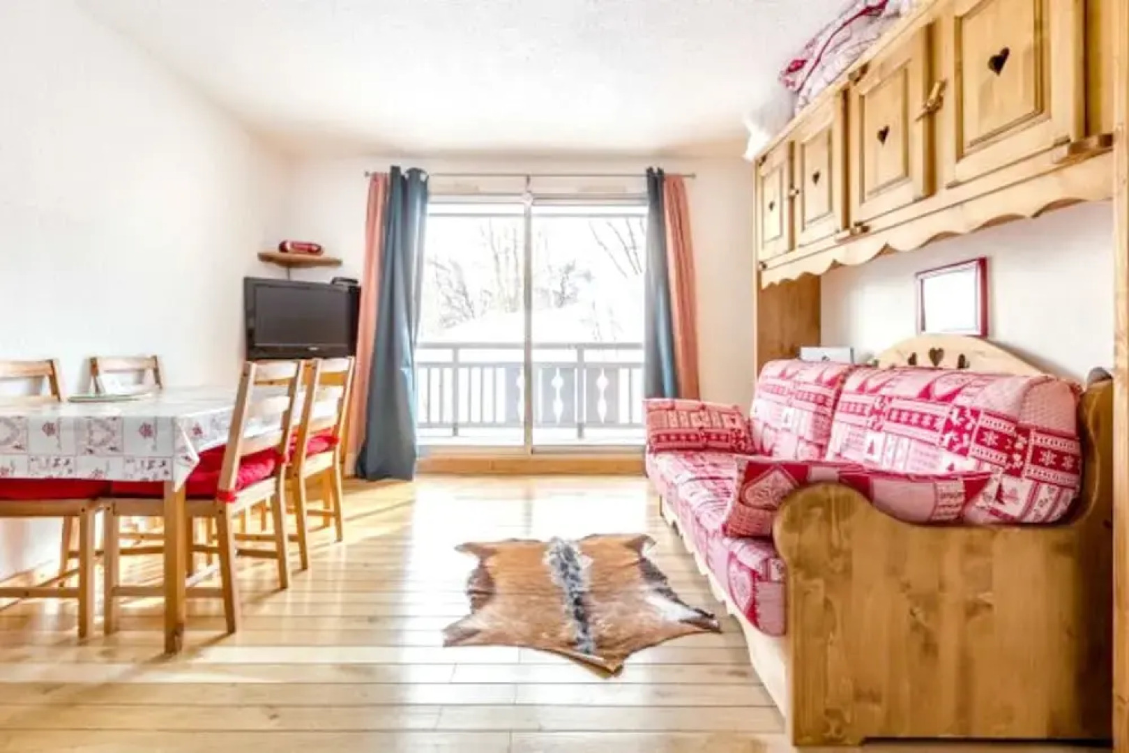 Studio in Les Deux Alpes, With Wonderful Mountain View and Terrace - 400 m From the Slopes