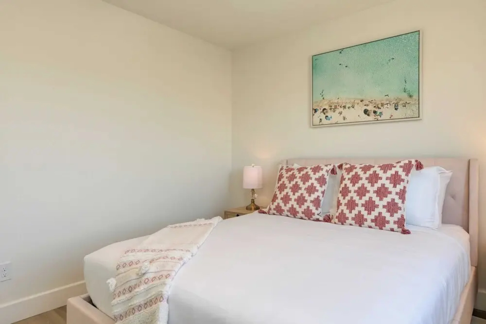 Desert Eden by Avantstay 6BR w/ Ensuite Backyard Oasis w/ Pool & Hot Tub!