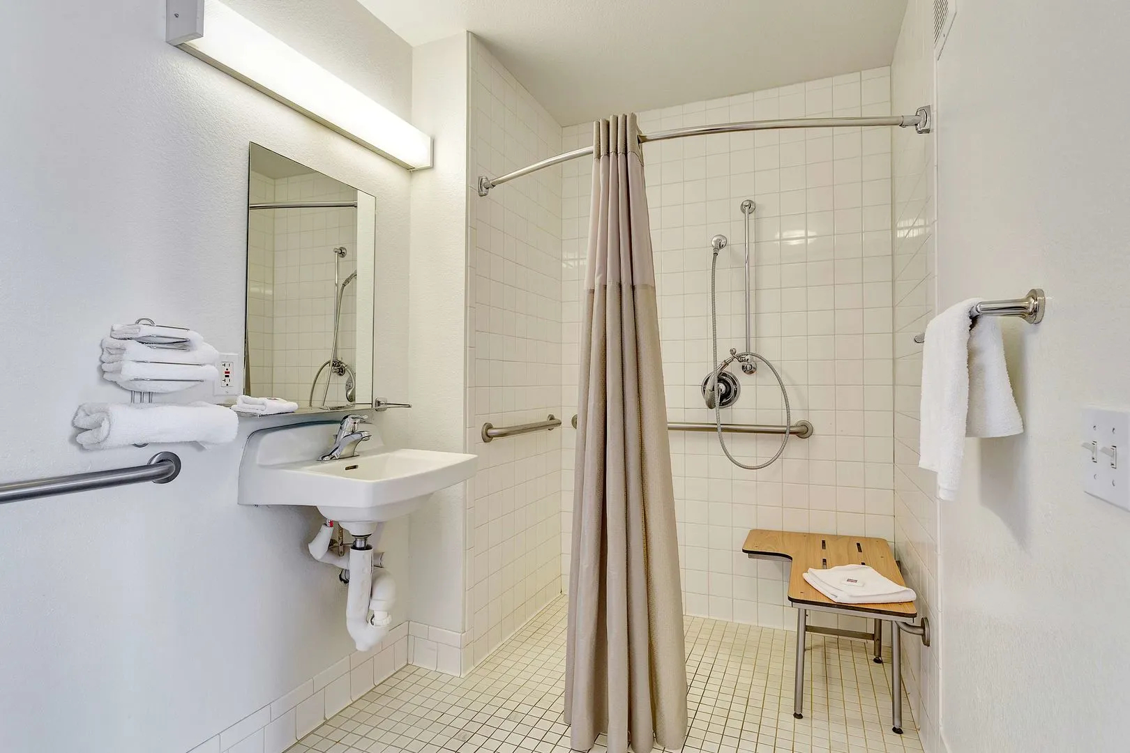 Motel 6 – Santa Rosa, CA - South