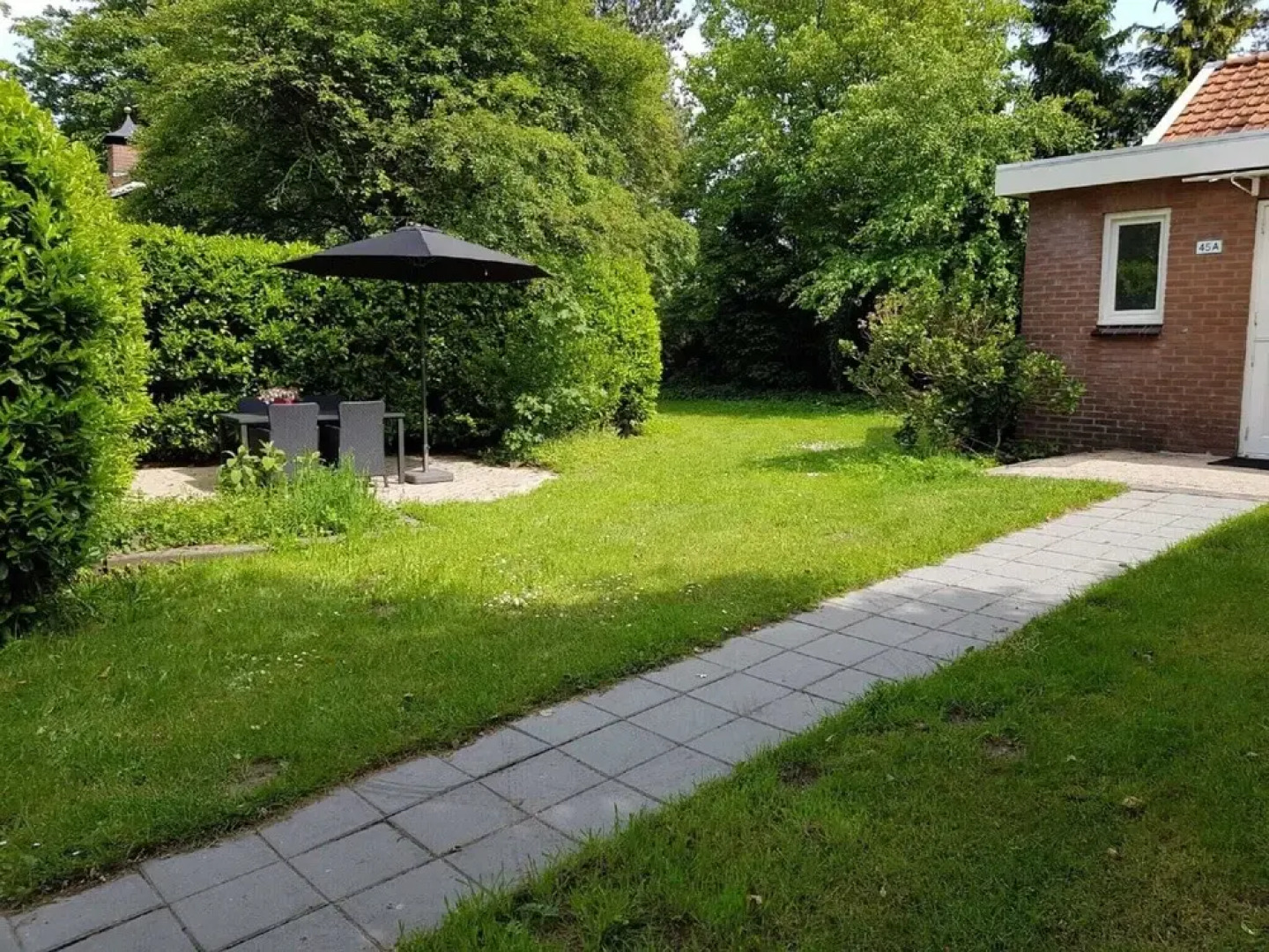 Charming Holiday Home in Garderen with Garden