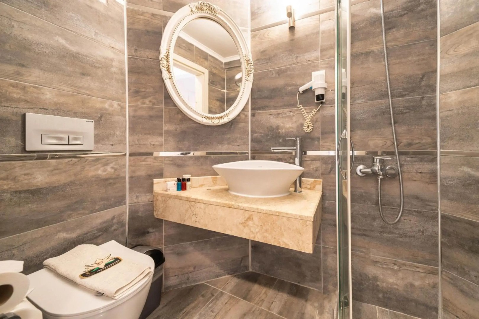 Ata Lagoon Beach Hotel