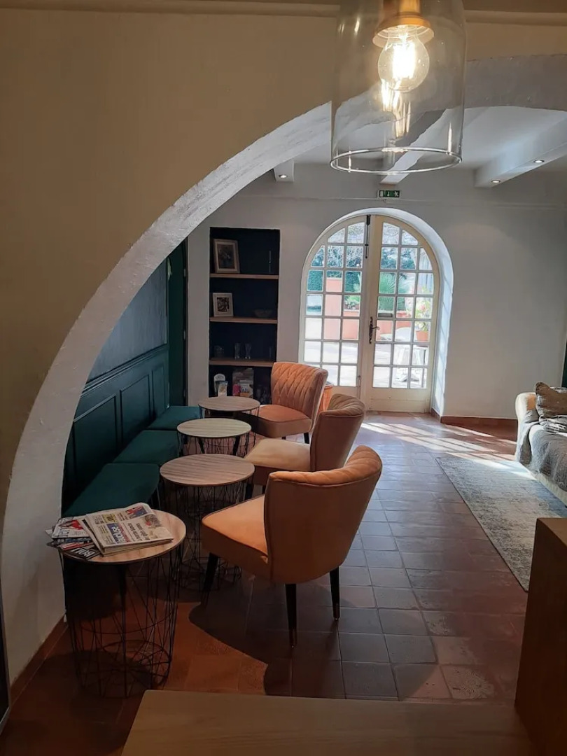 Hôtel Le Chêne Vert