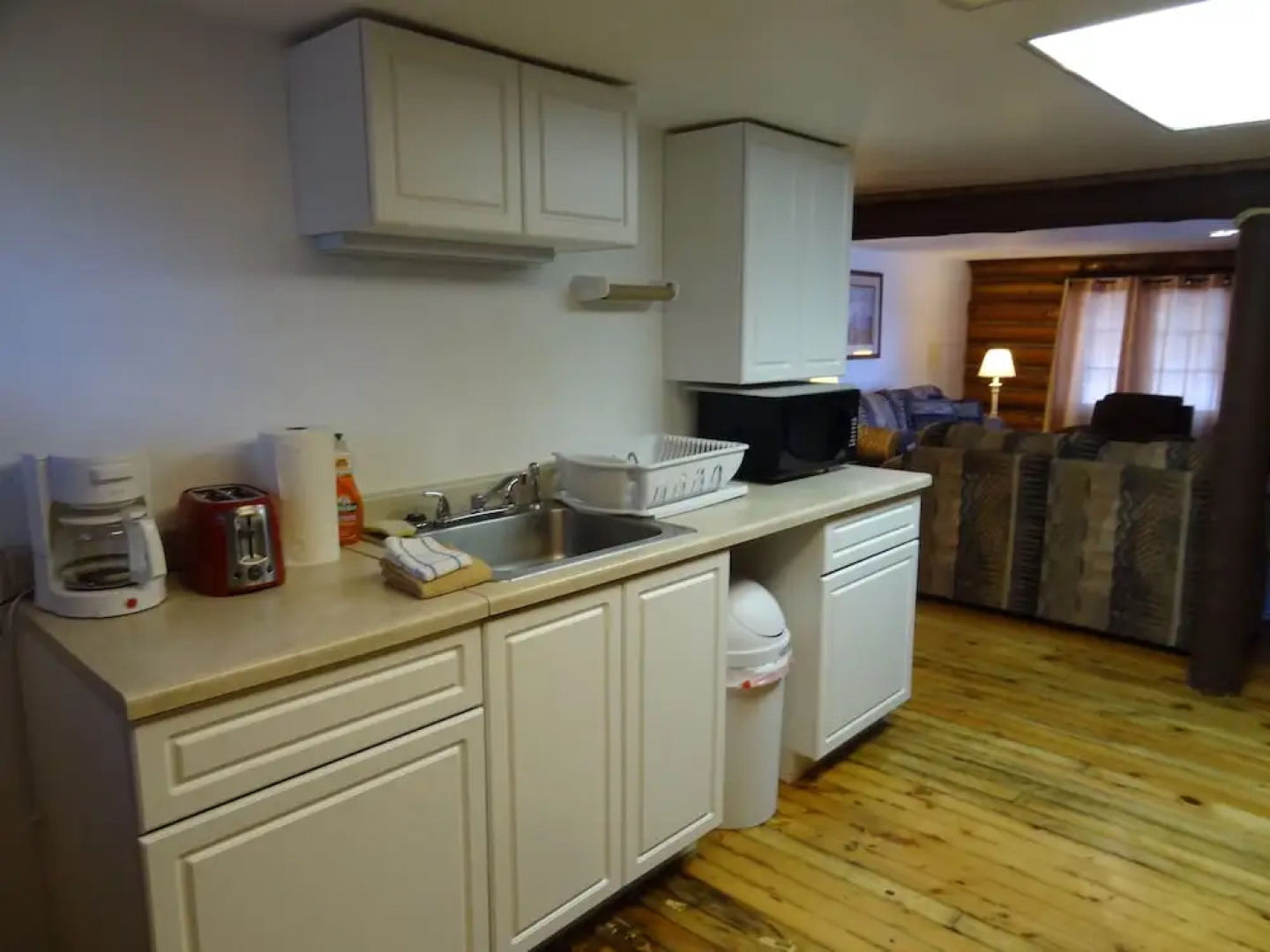 Yellowstone Motel - Adults Only