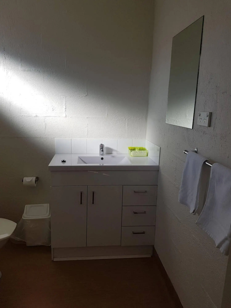 Alanvale Apartments & Motor Inn