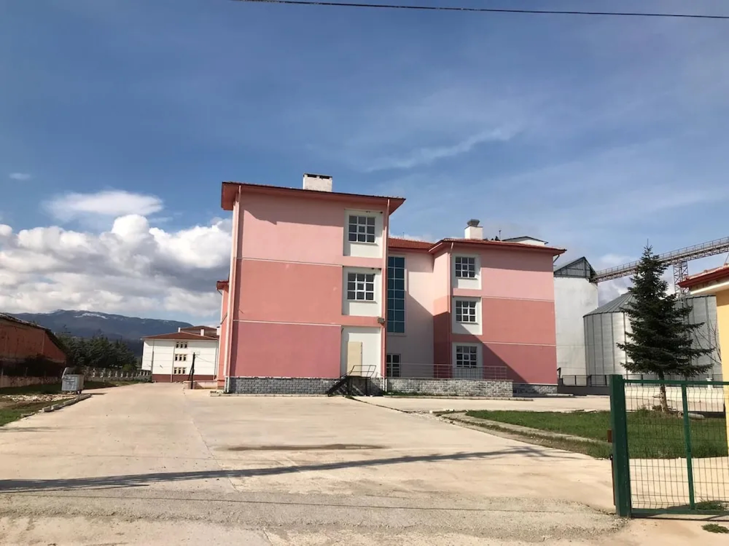 Sahinkaya Uygulama Oteli