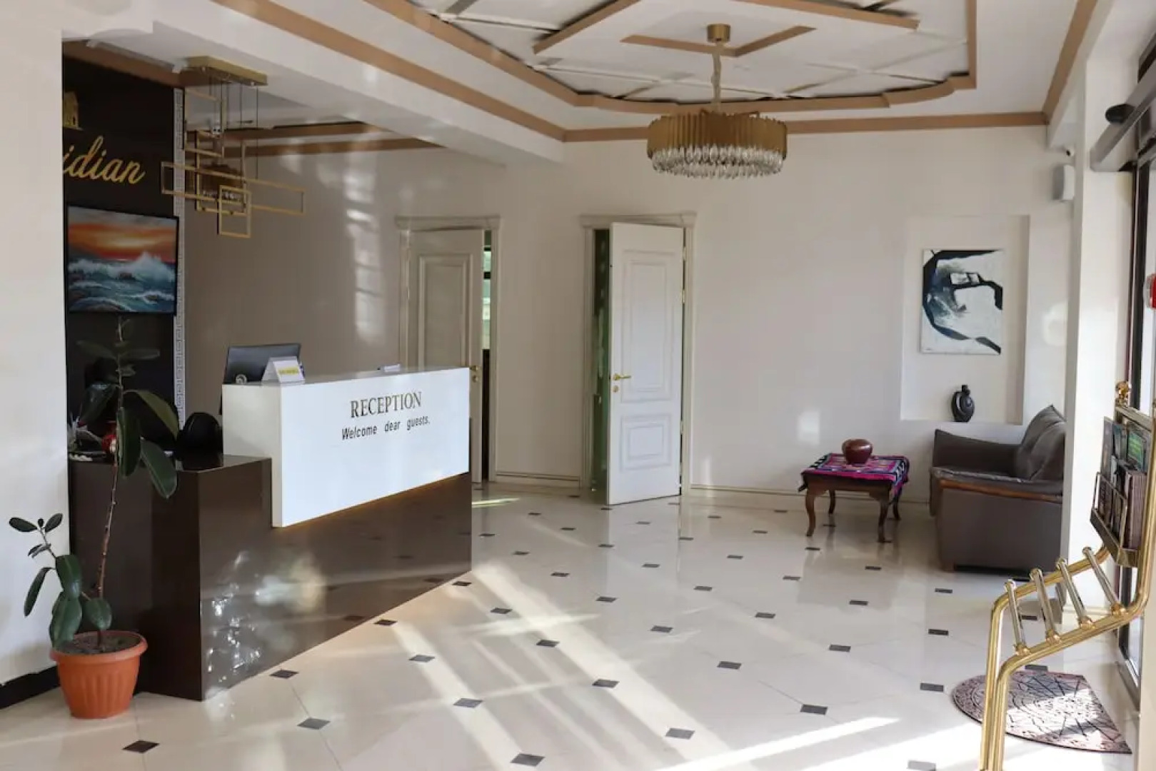 Отель «Меридиан»