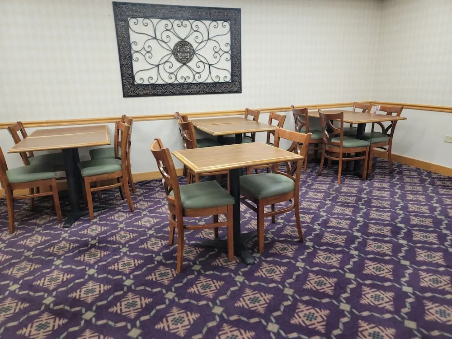 Baymont Inn & Suites Cherokee Smoky Mountains