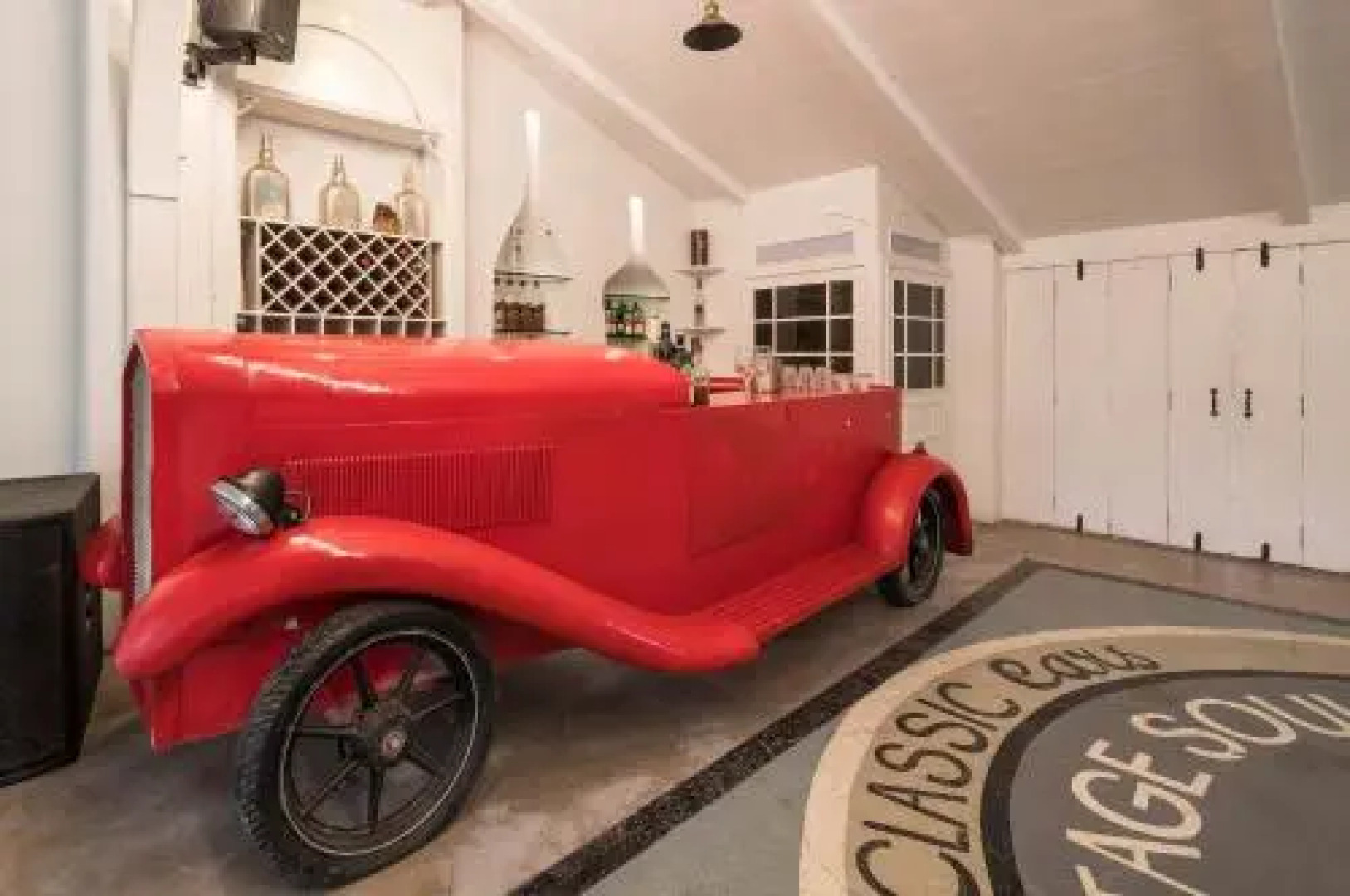 SaffronStays Casa Blanca