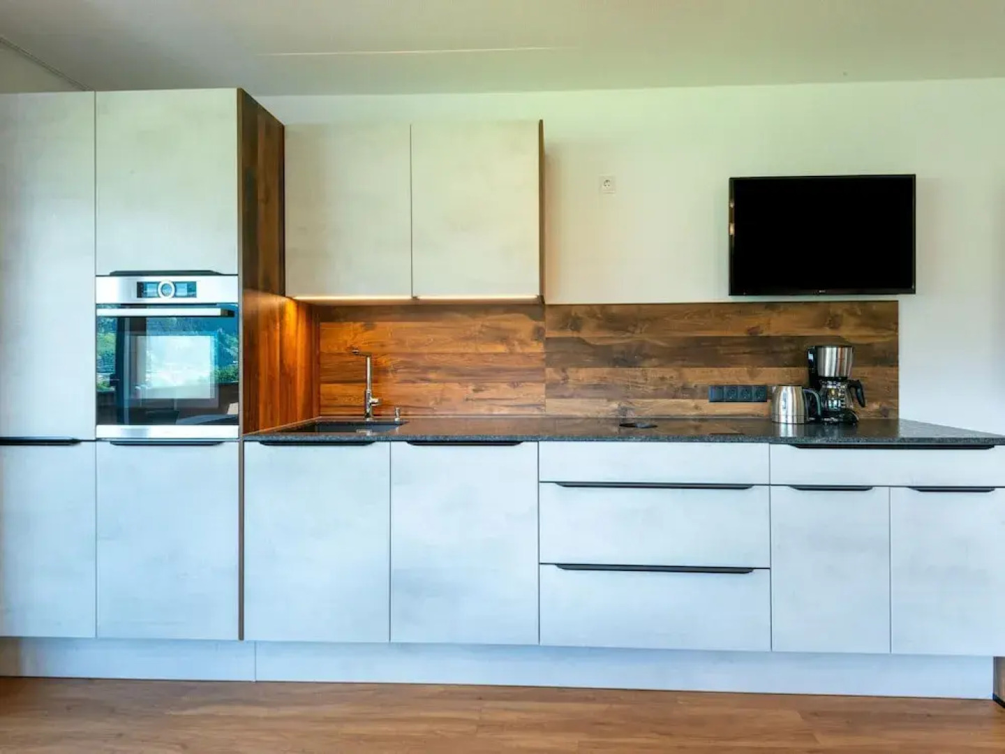 Beautiful Flat in Hart With Fitness Room