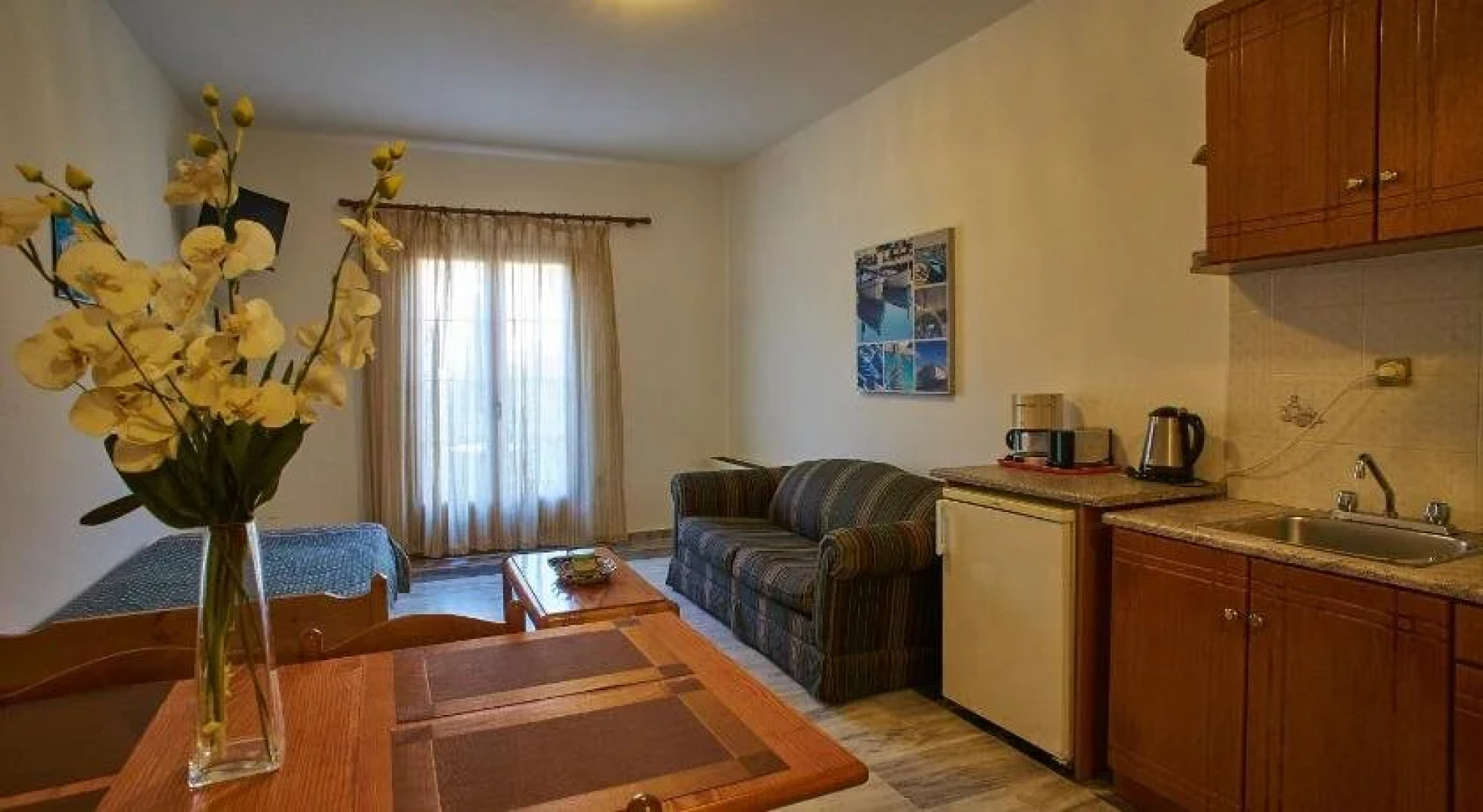Christinantzela Apartments
