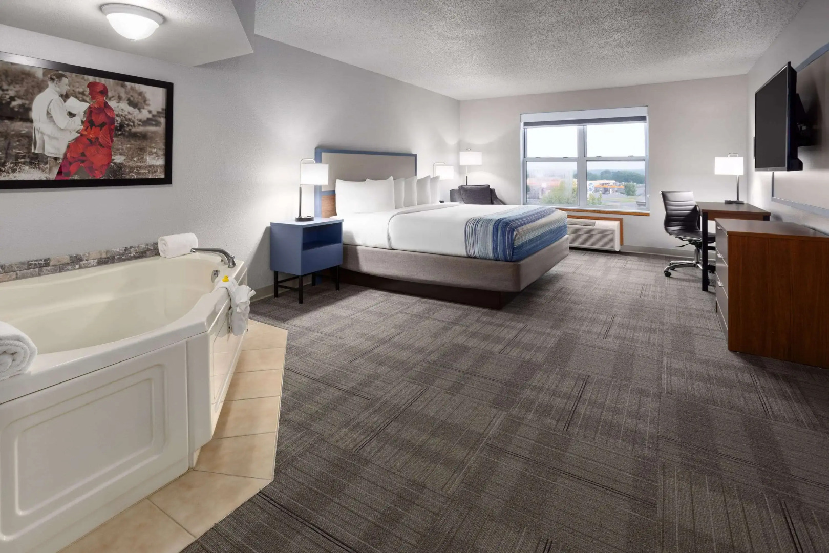 AmericInn by Wyndham Iron Mountain