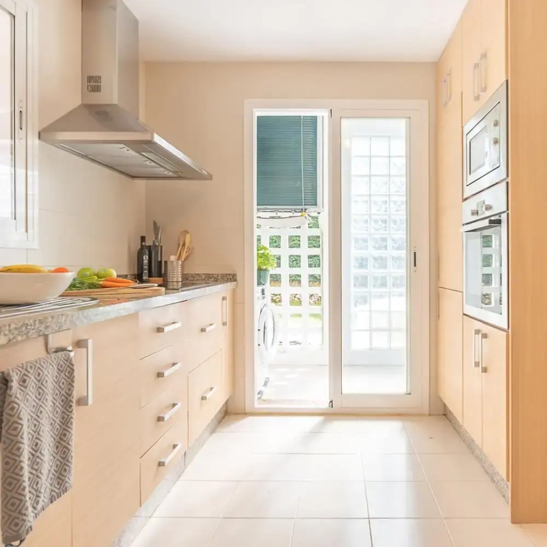 Apt Mairena Forest sea View Pool