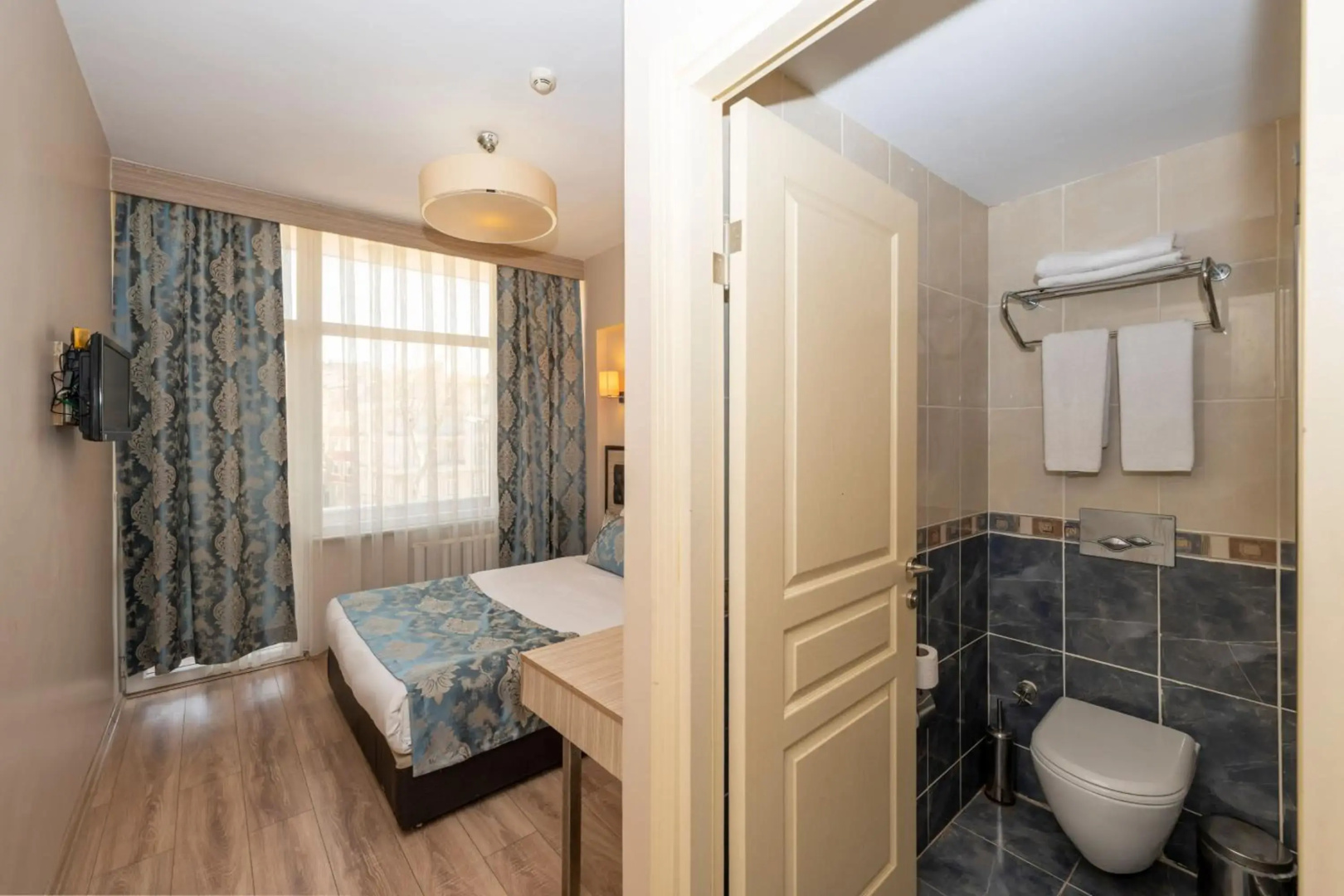 Tugra Hotel