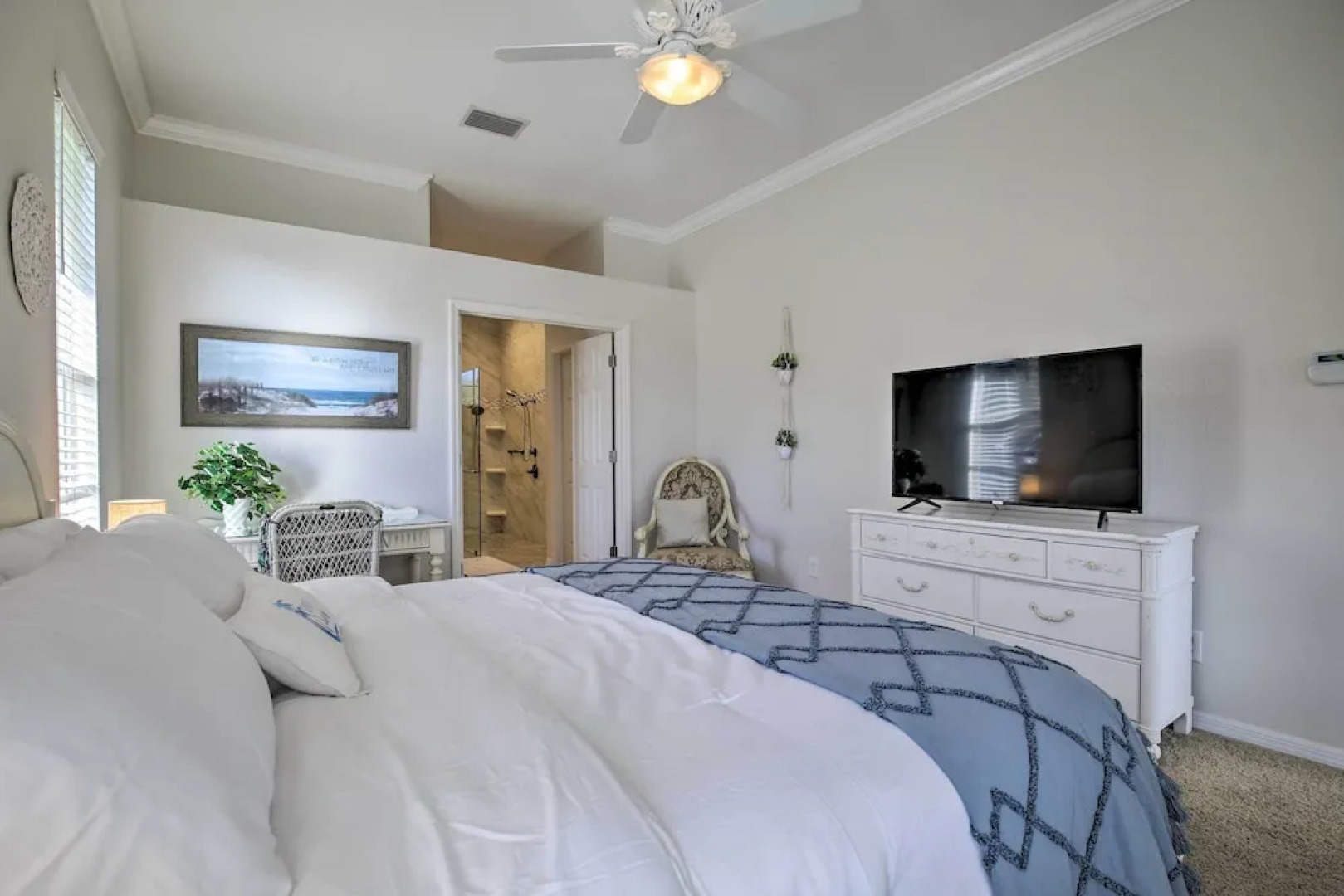 Bright & Sunny Riverview Oasis w/ Pool & Pond