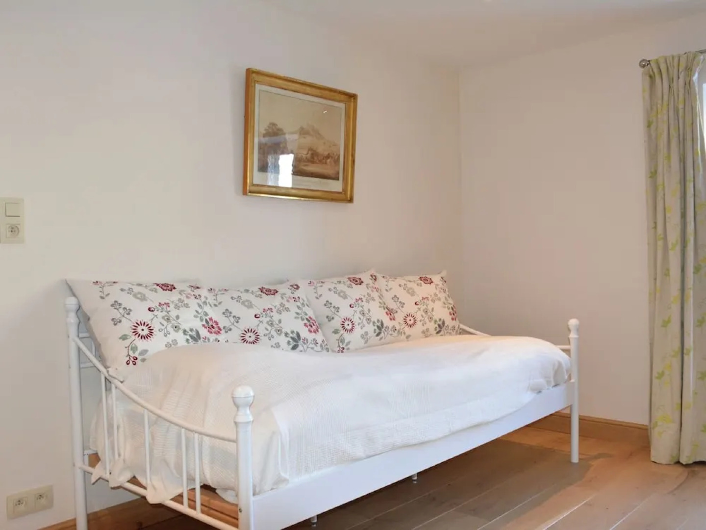 Charming Farmhouse in Ouffet for 7